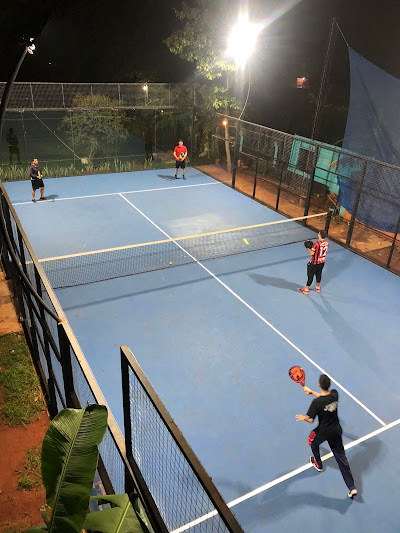 La Familia Padel Club