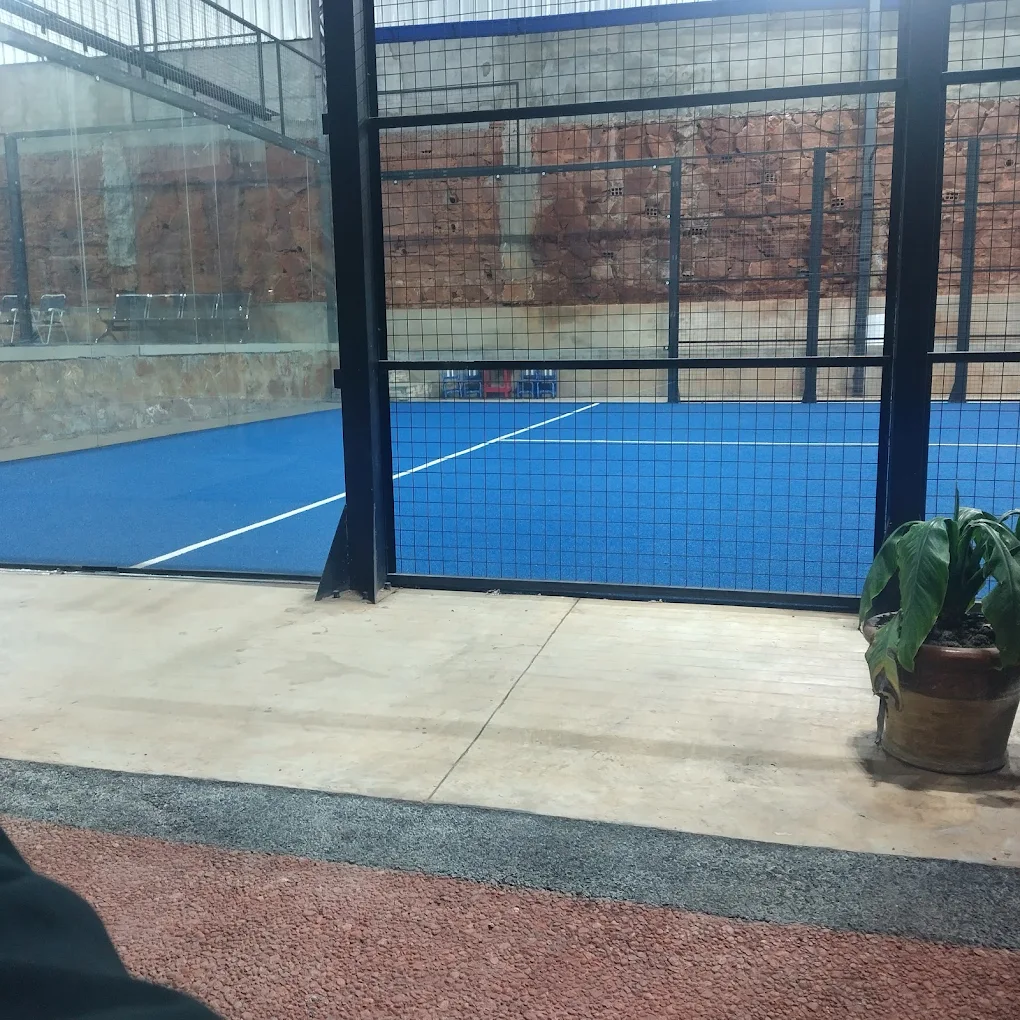 Full Padel – Villa Elisa